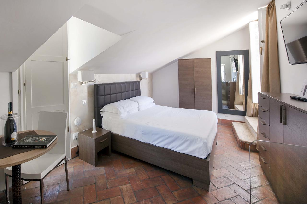 רומא Navona Luxury Apartments מראה חיצוני תמונה