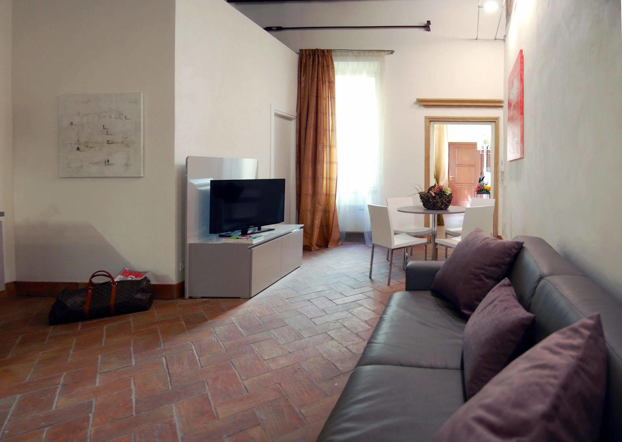 רומא Navona Luxury Apartments מראה חיצוני תמונה