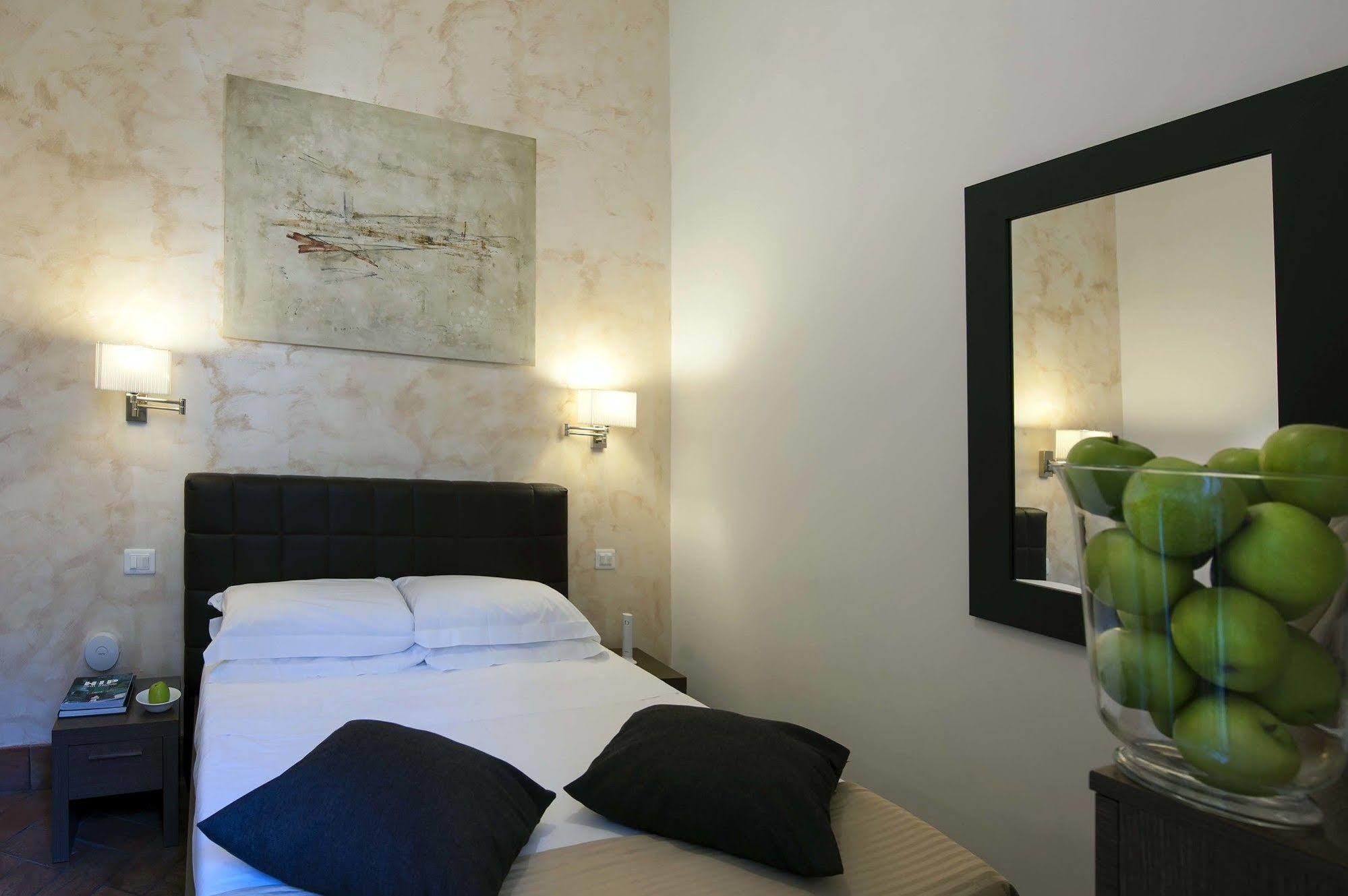 רומא Navona Luxury Apartments מראה חיצוני תמונה