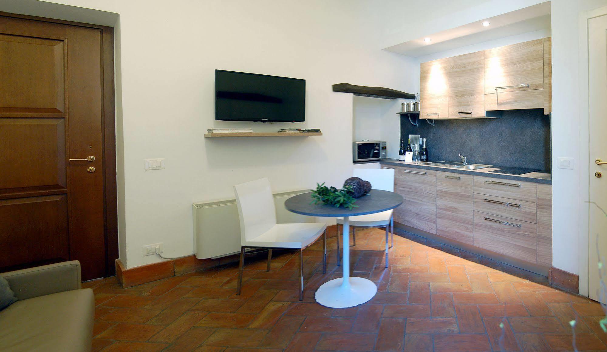 רומא Navona Luxury Apartments מראה חיצוני תמונה