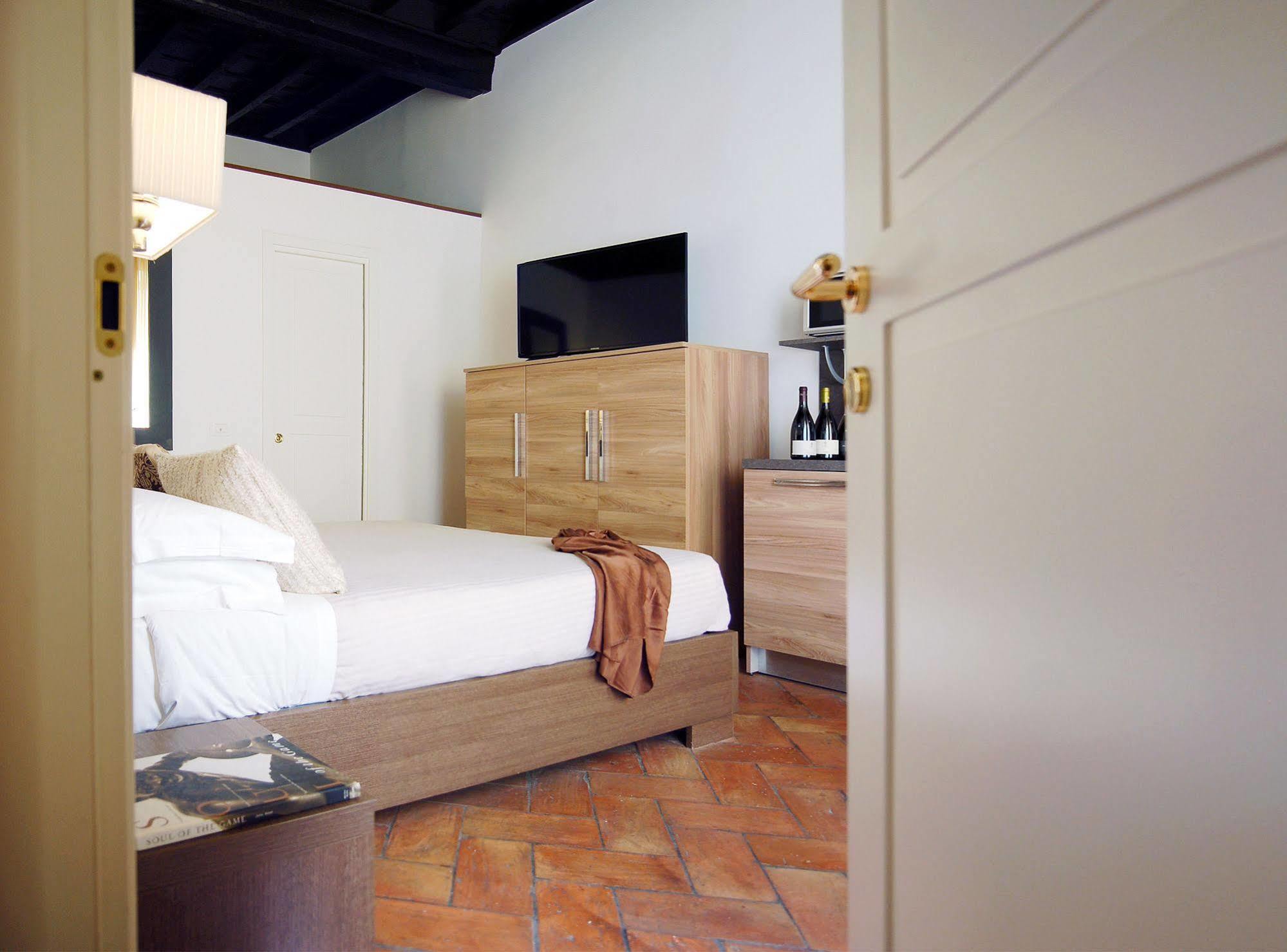 רומא Navona Luxury Apartments מראה חיצוני תמונה